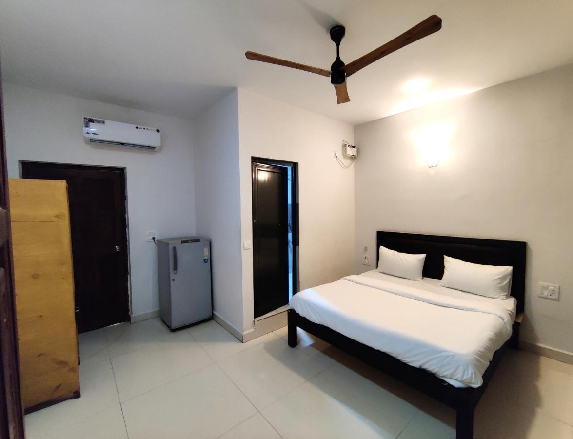 Calangute Turista Hotel Екстериор снимка
