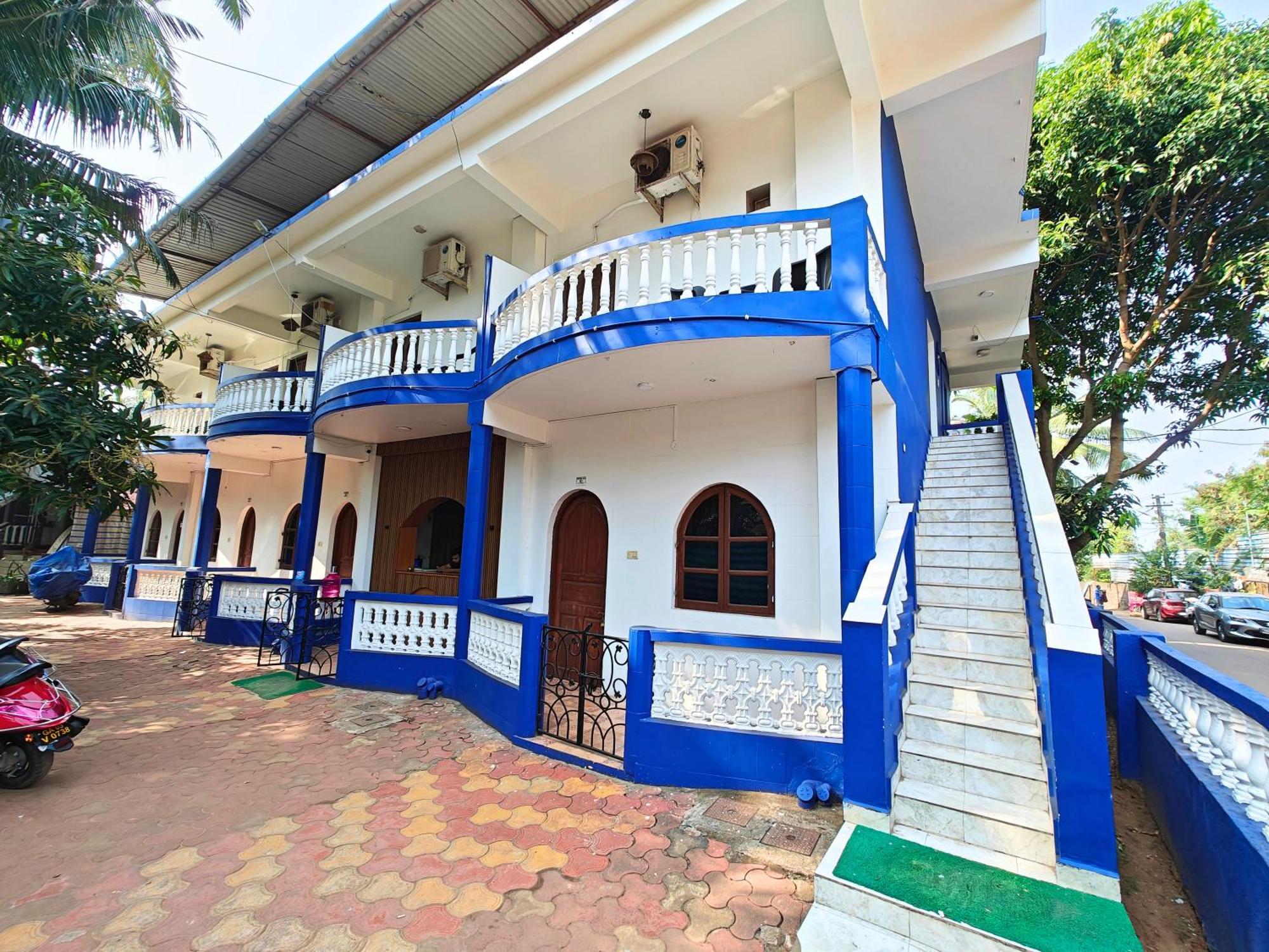 Calangute Turista Hotel Екстериор снимка