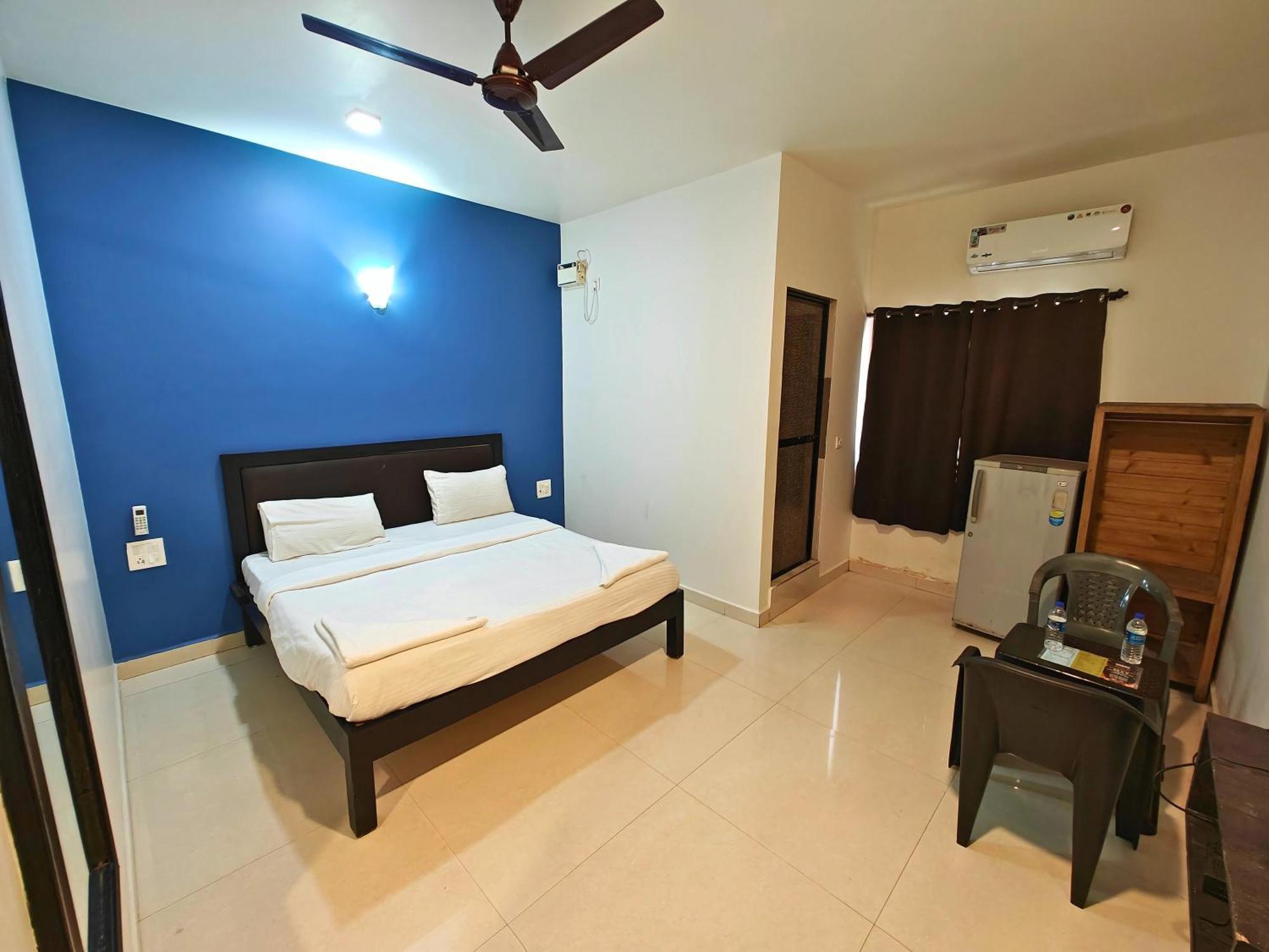 Calangute Turista Hotel Екстериор снимка
