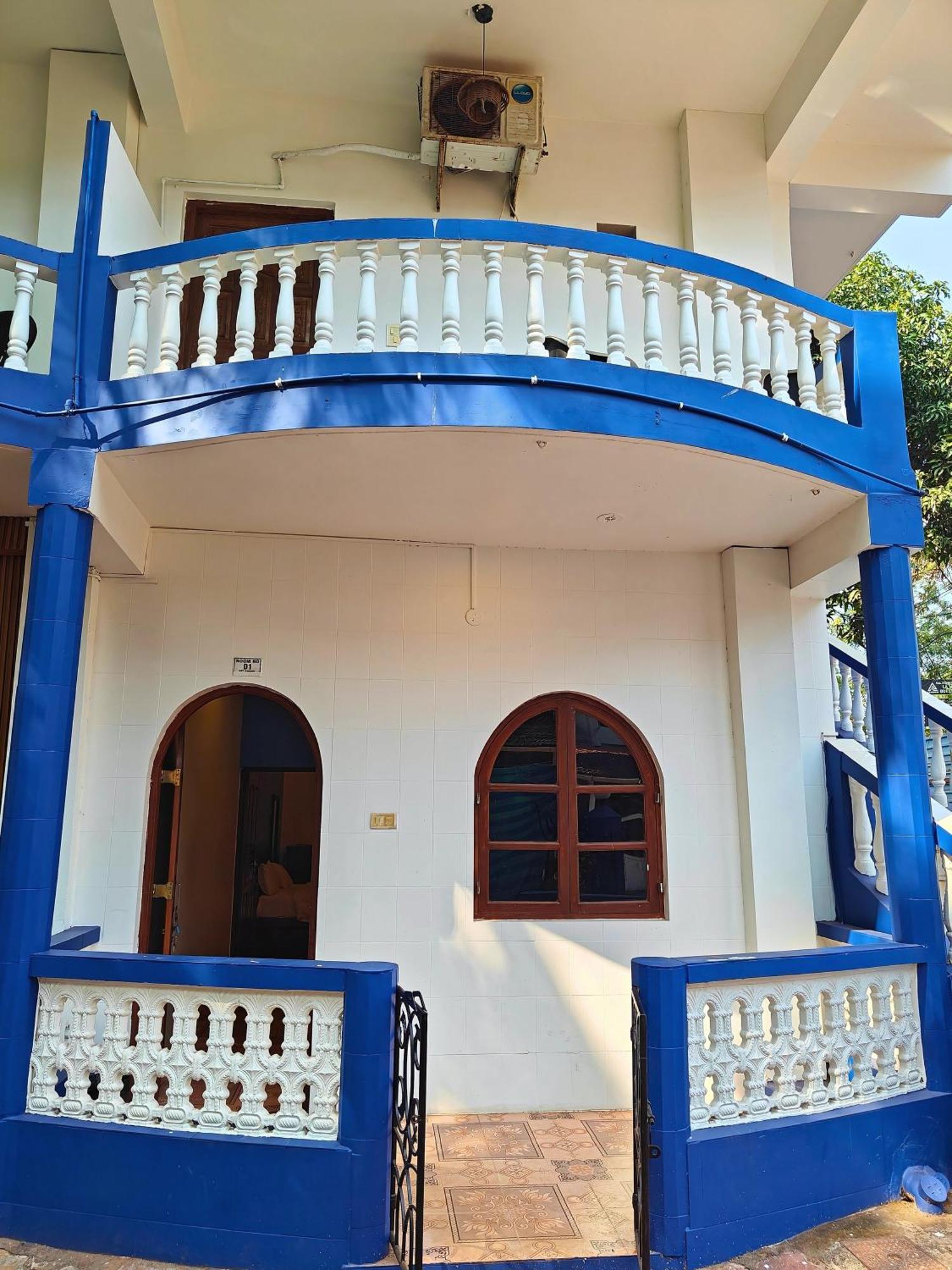 Calangute Turista Hotel Екстериор снимка