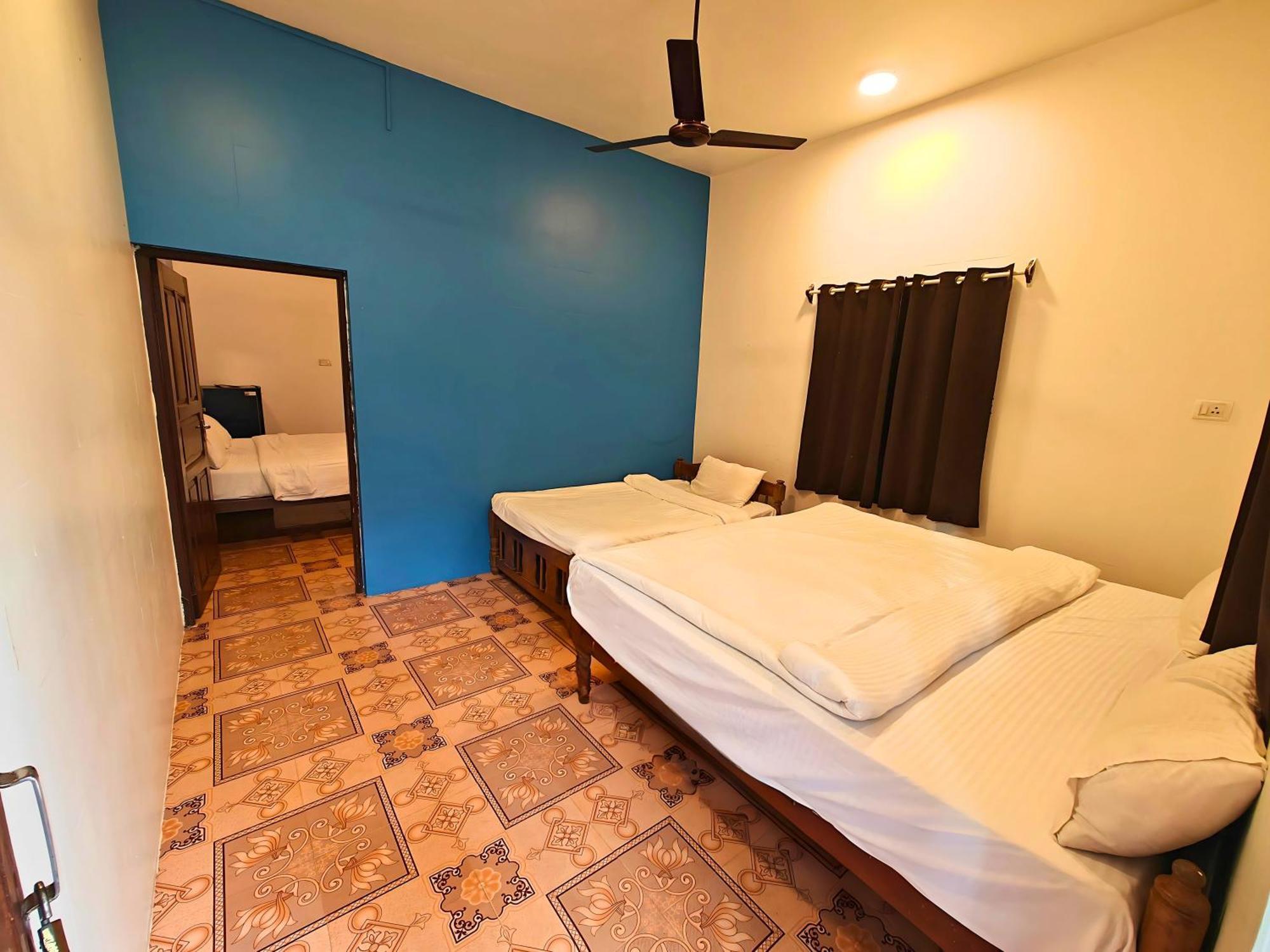 Calangute Turista Hotel Екстериор снимка